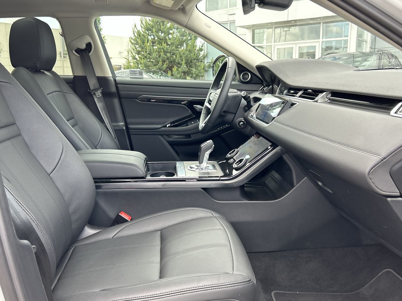 2023 Land Rover Range Rover Evoque in North Vancouver, British Columbia