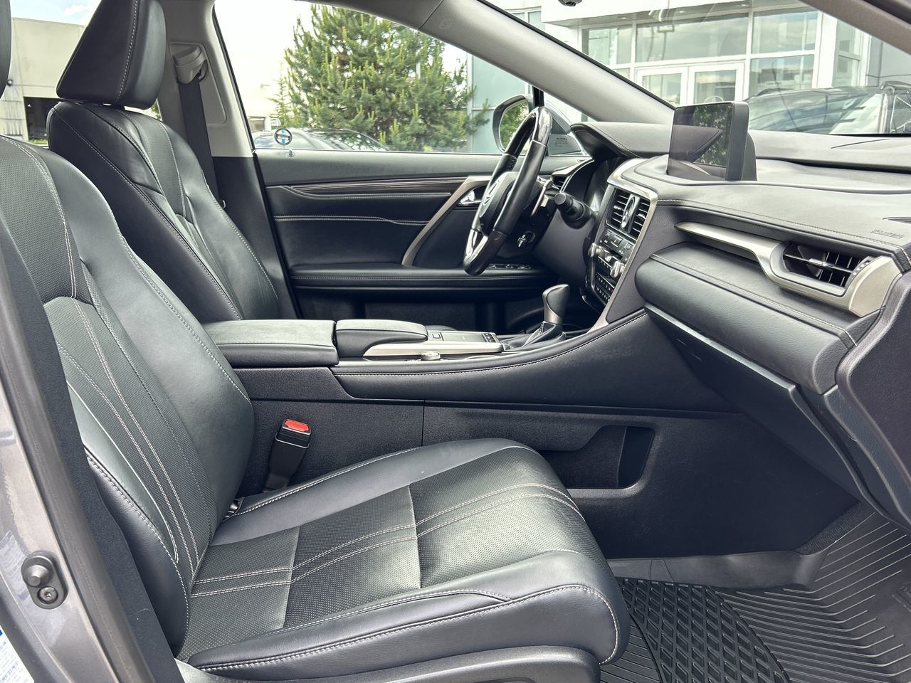 Lexus RXH  2021 à Vancouver Nord, Colombie-Britannique