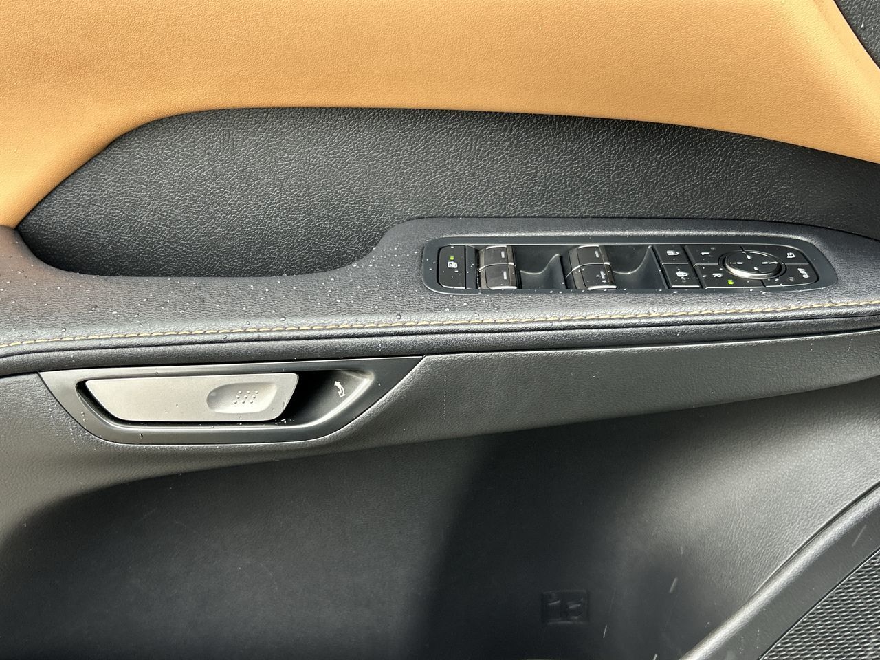 2023 Lexus RXH in North Vancouver, British Columbia