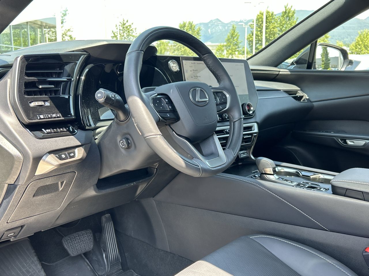 2023 Lexus RXH in North Vancouver, British Columbia