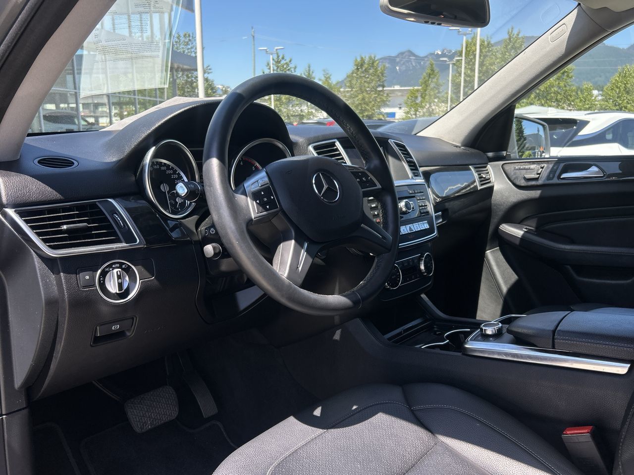 2013 Mercedes-Benz ML350 in North Vancouver, British Columbia