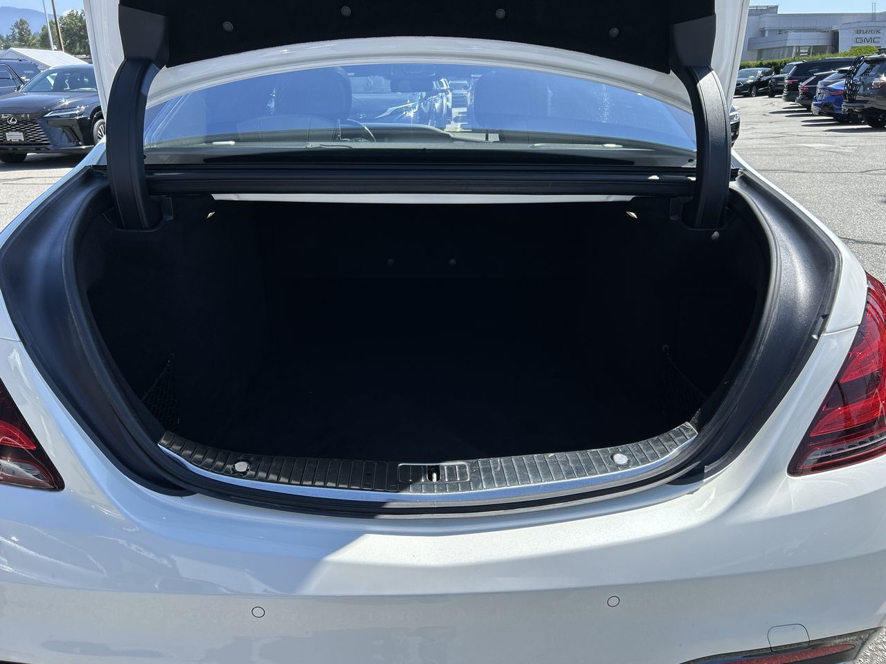 2019 Mercedes-Benz S560 in North Vancouver, British Columbia