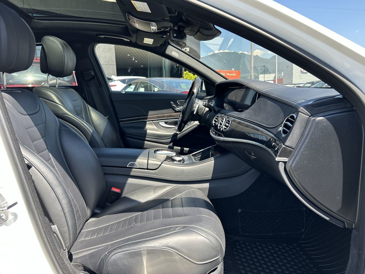 2019 Mercedes-Benz S560 in North Vancouver, British Columbia