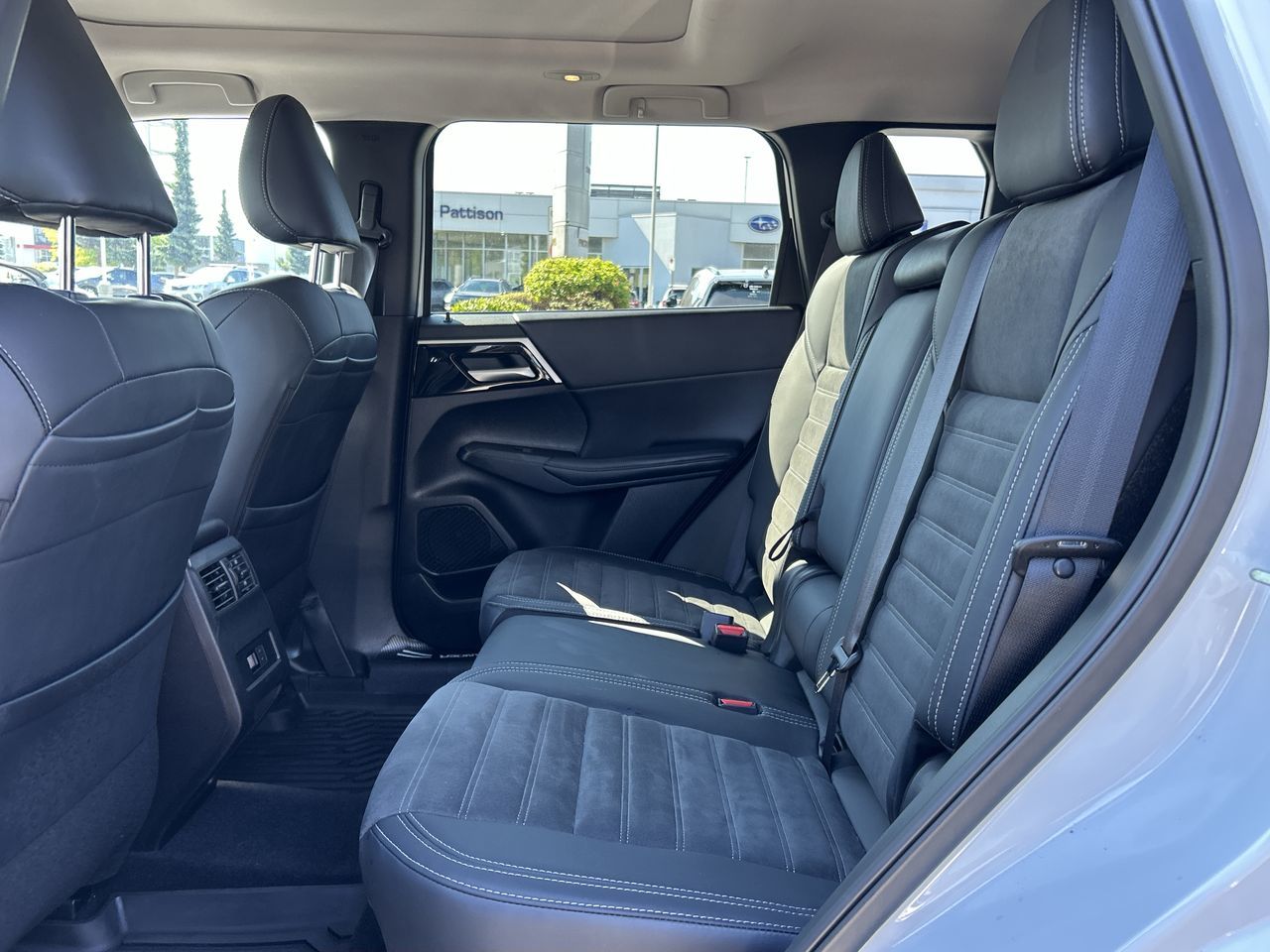 2024 Mitsubishi Outlander