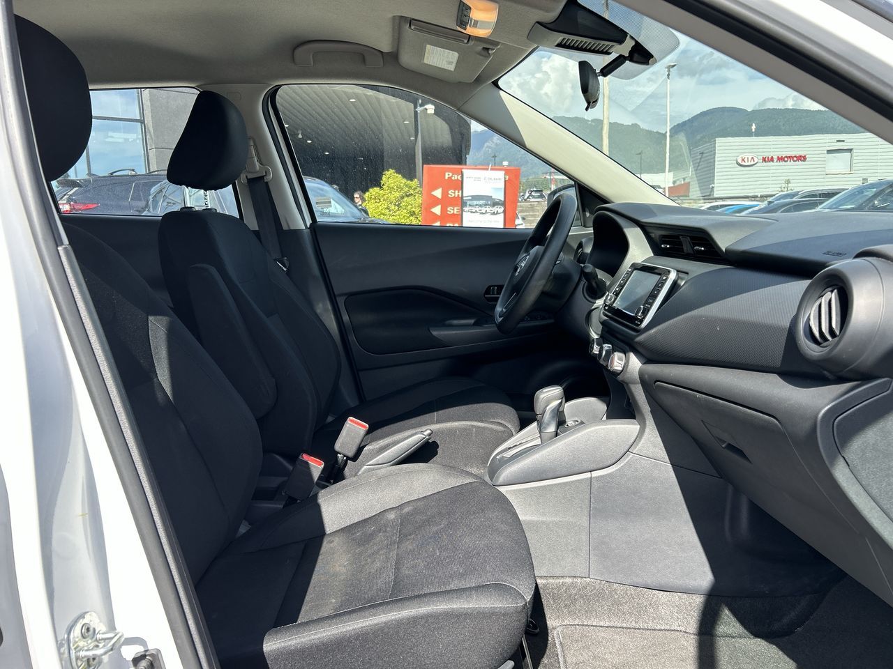 2024 Nissan Kicks