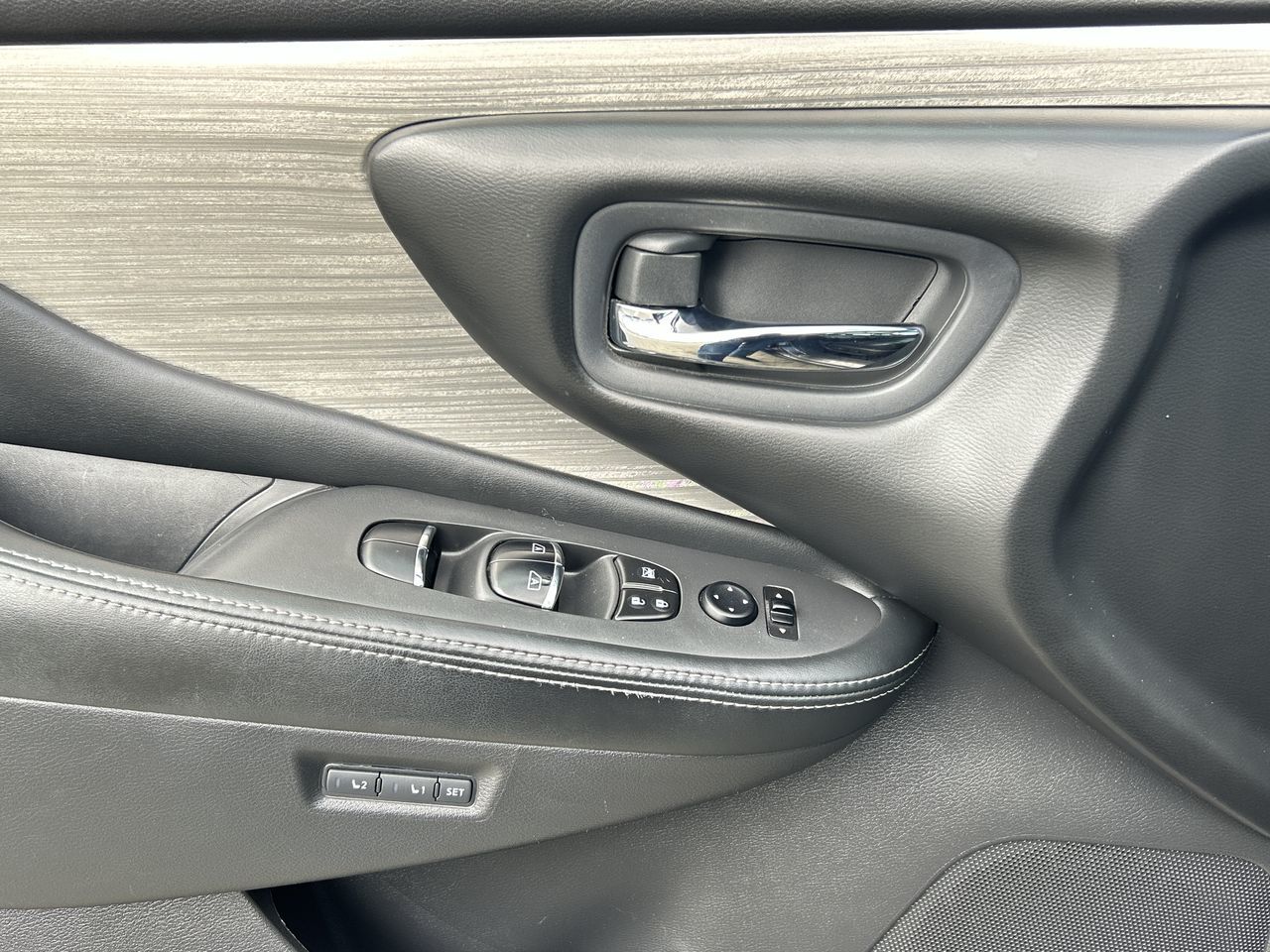 2017 Nissan Murano in North Vancouver, British Columbia