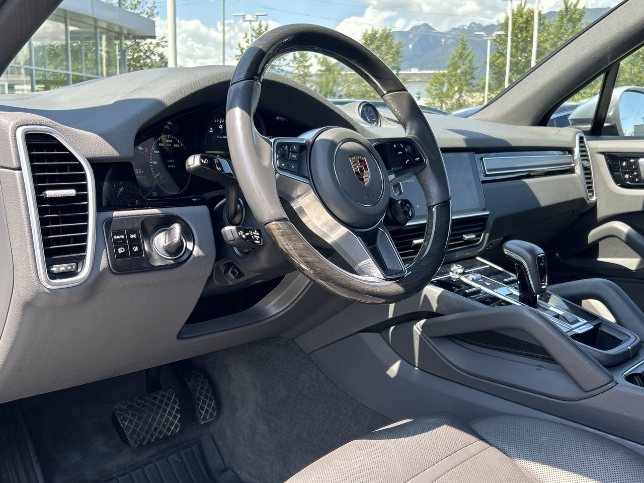 2019 Porsche Cayenne in North Vancouver, British Columbia