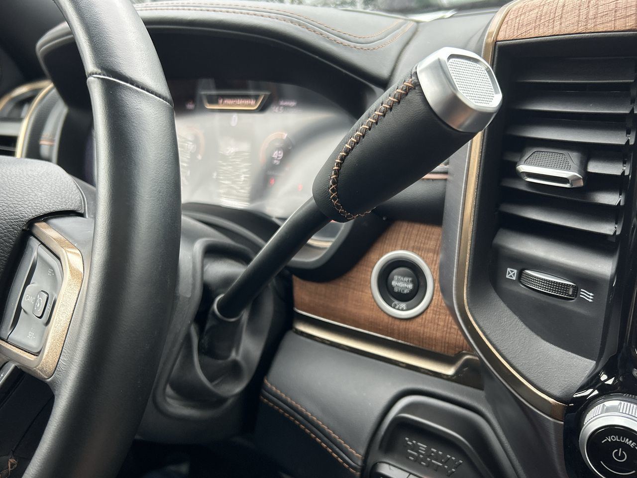2023 Ram RAM 2500 Crew Cab 4x4 in North Vancouver, British Columbia