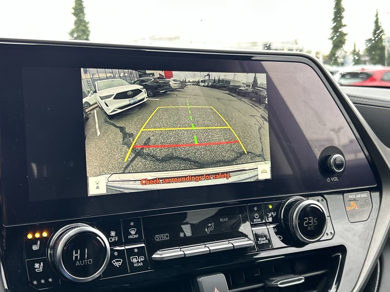 2023 Toyota Highlander Hybrid