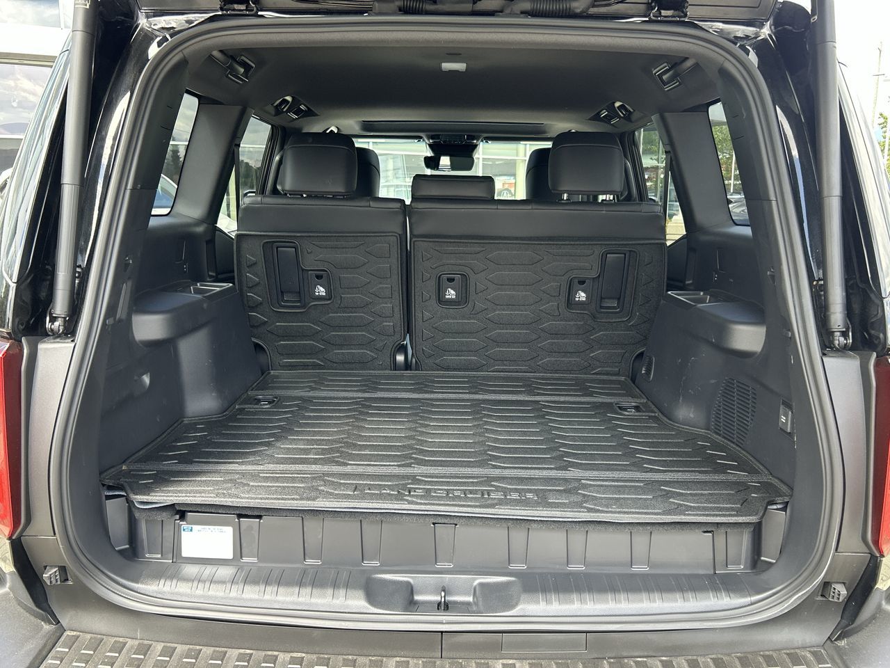 Toyota Land Cruiser  2024 à Vancouver Nord, Colombie-Britannique