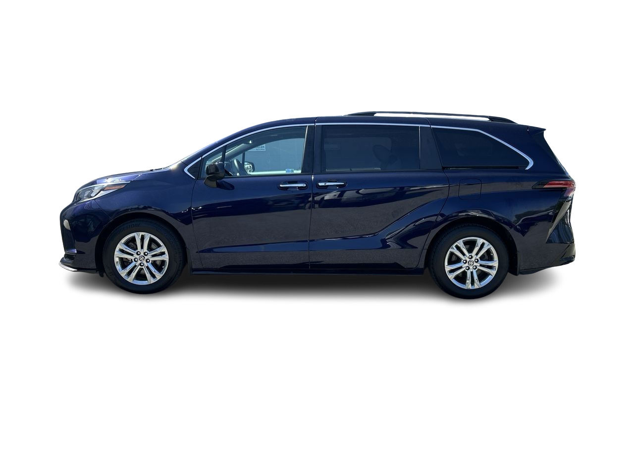 2022 Toyota Sienna Hybrid in North Vancouver, British Columbia
