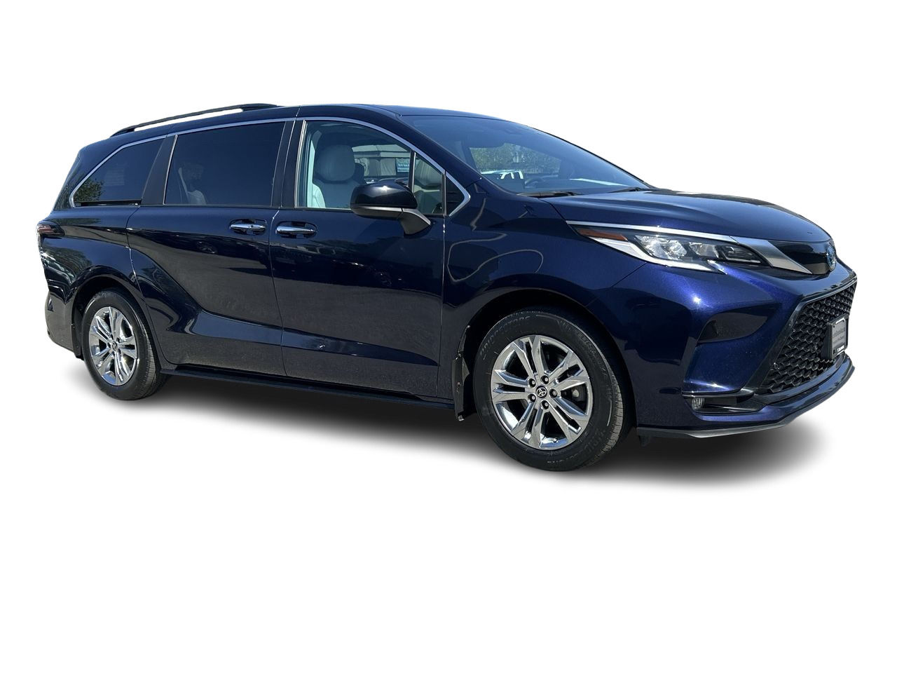 2022 Toyota Sienna Hybrid in North Vancouver, British Columbia