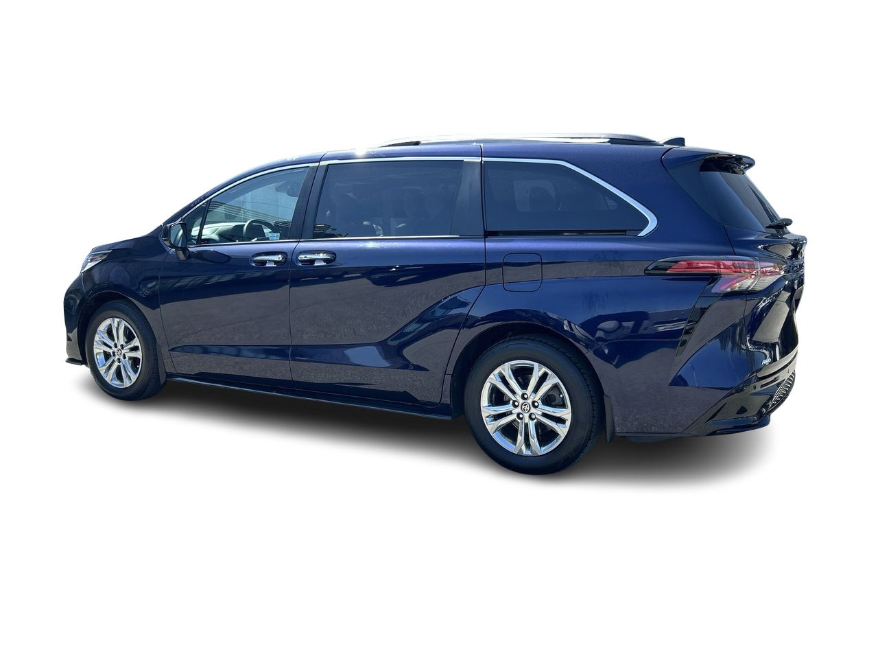 2022 Toyota Sienna Hybrid in North Vancouver, British Columbia