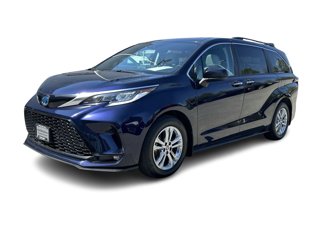 2022 Toyota Sienna Hybrid in North Vancouver, British Columbia