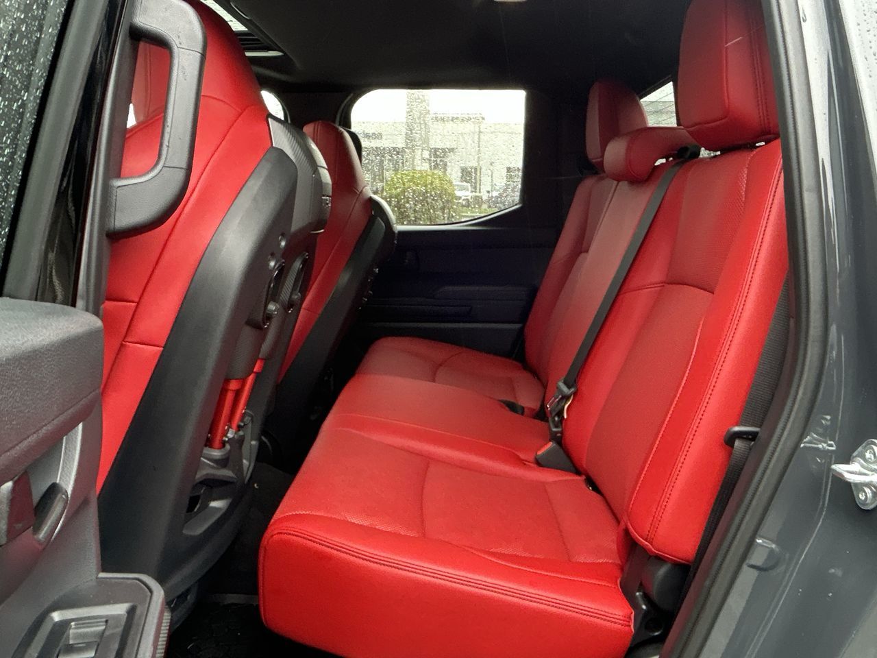 Toyota TACOMA HYBRID  2024 à Vancouver Nord, Colombie-Britannique