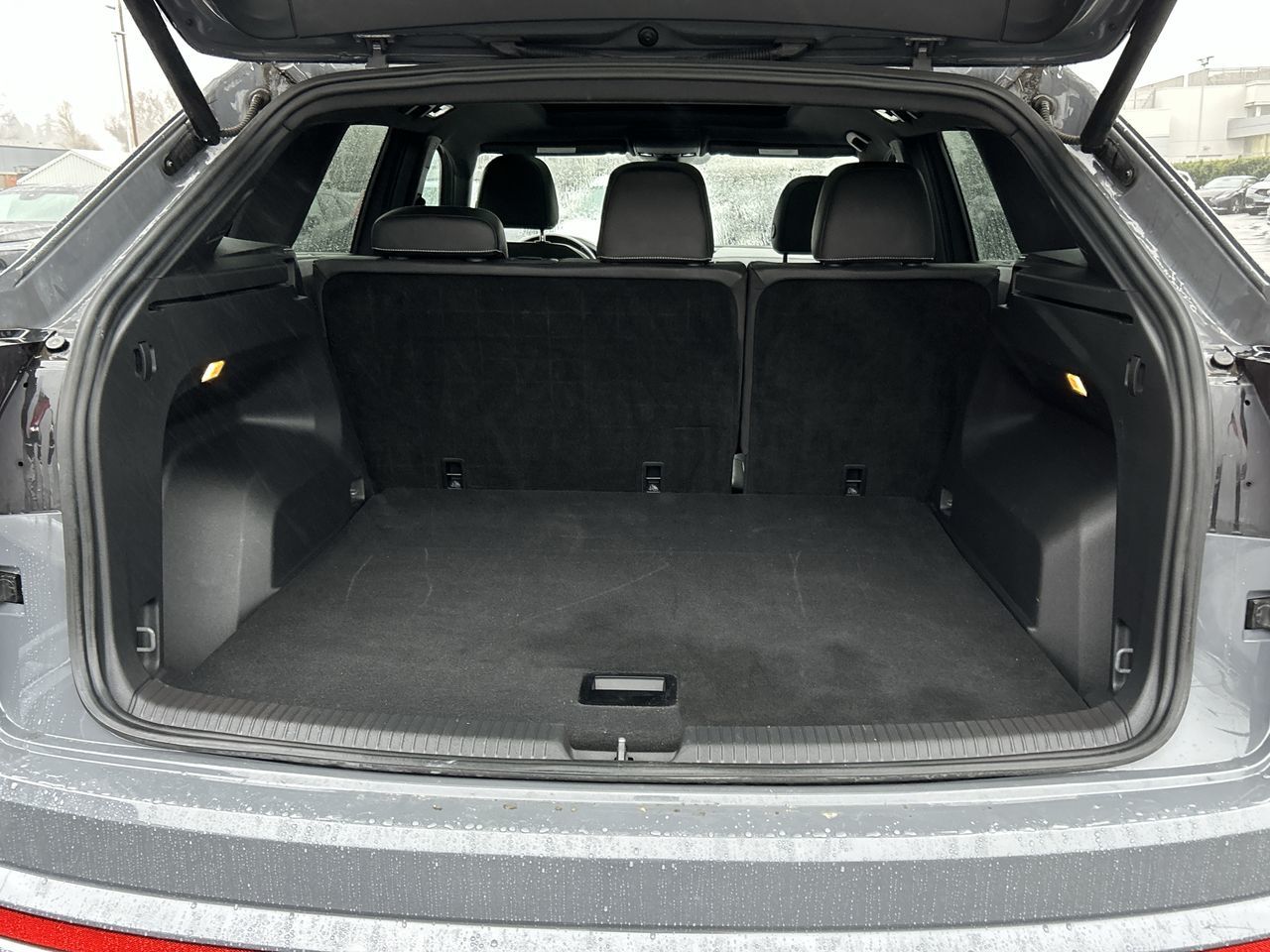 2020 Volkswagen Atlas Cross Sport in North Vancouver, British Columbia