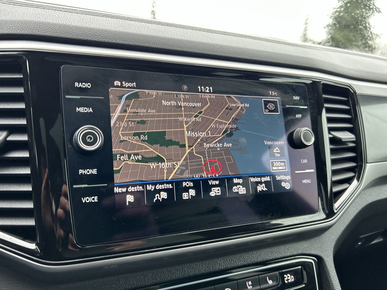 2020 Volkswagen Atlas Cross Sport in North Vancouver, British Columbia