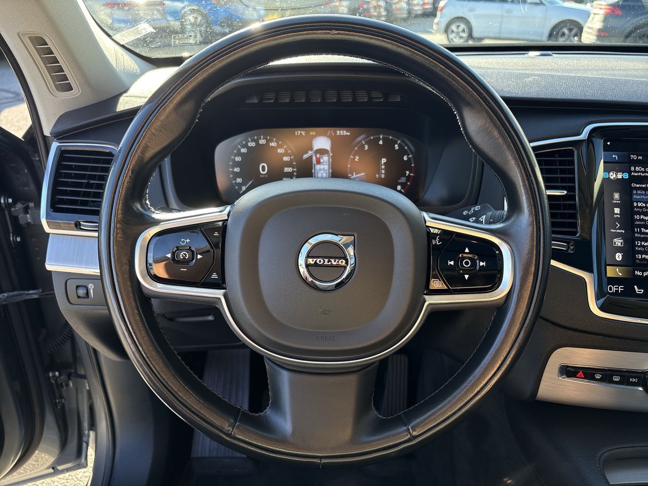 2020  XC90