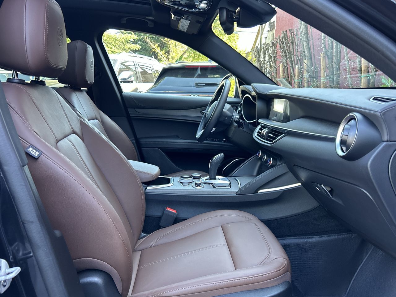 Alfa Romeo Stelvio  2023 à Vancouver nord, Colombie-Britannique