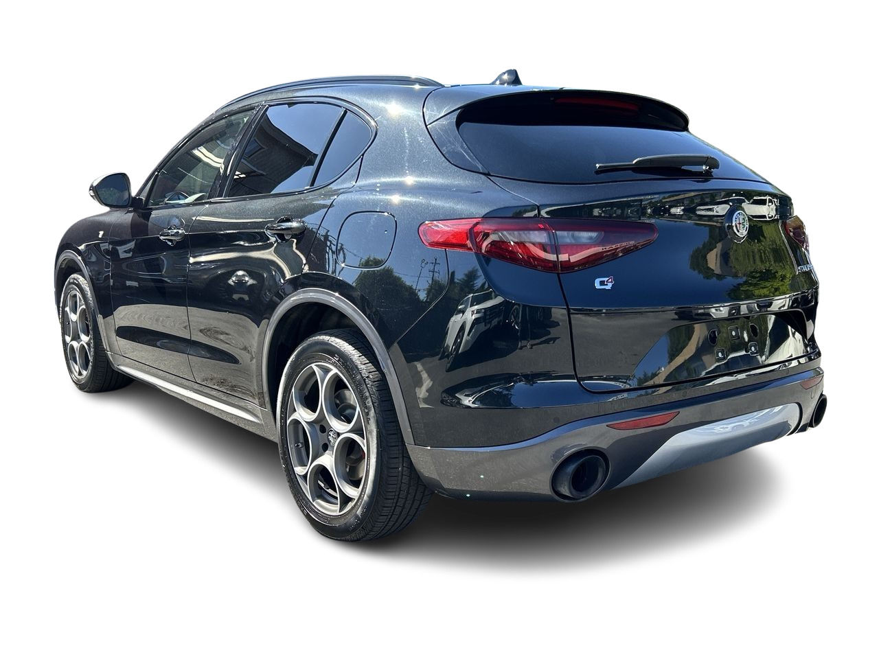 Alfa Romeo Stelvio  2023 à Vancouver nord, Colombie-Britannique