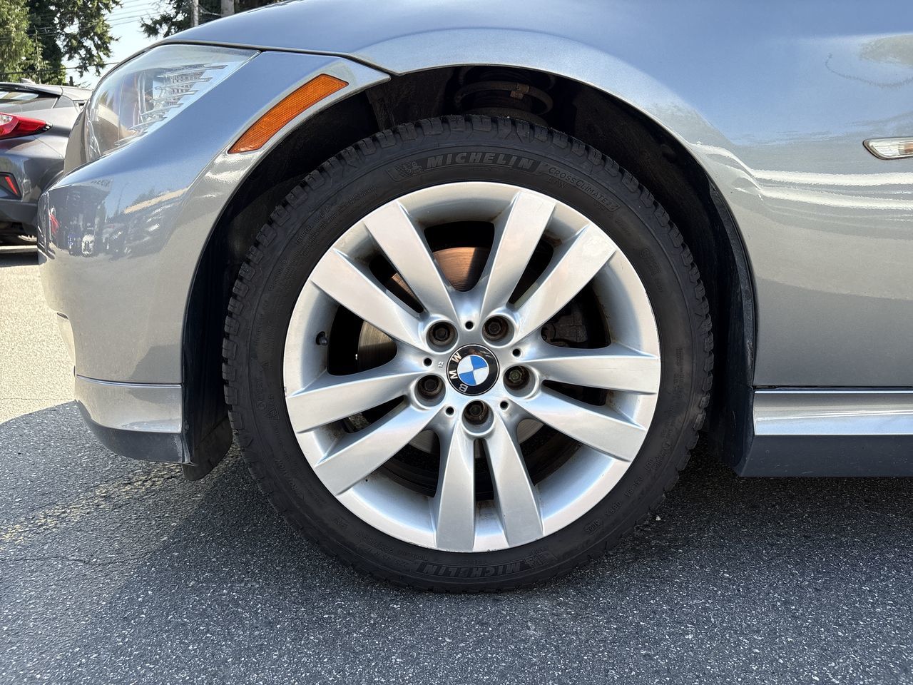 2011 BMW 323i