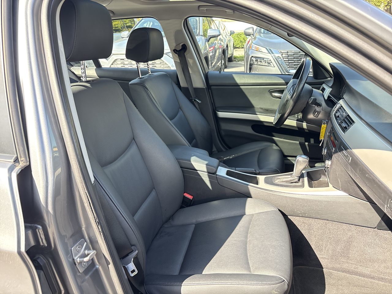 2011 BMW 323i
