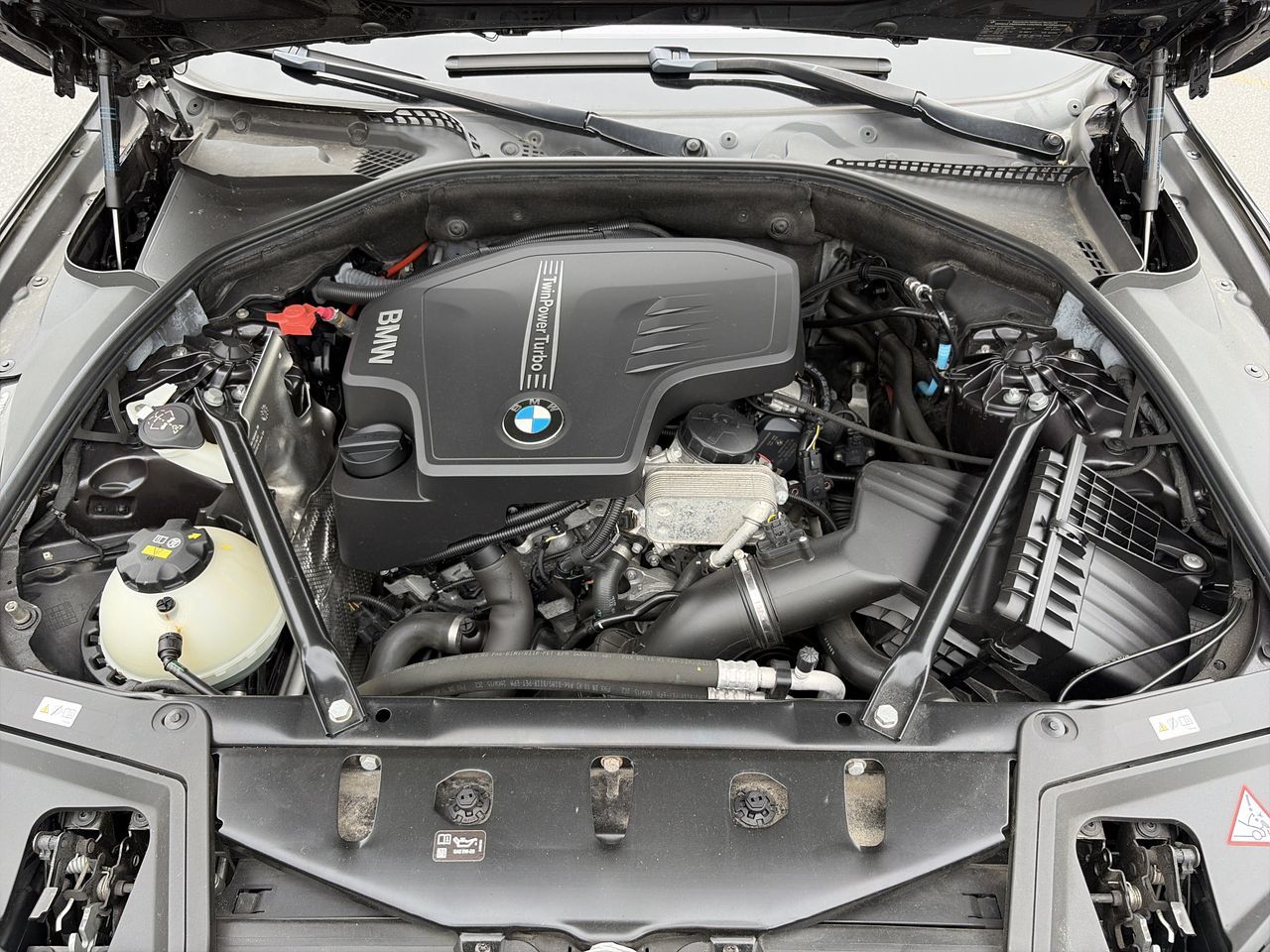 2016 BMW 528i