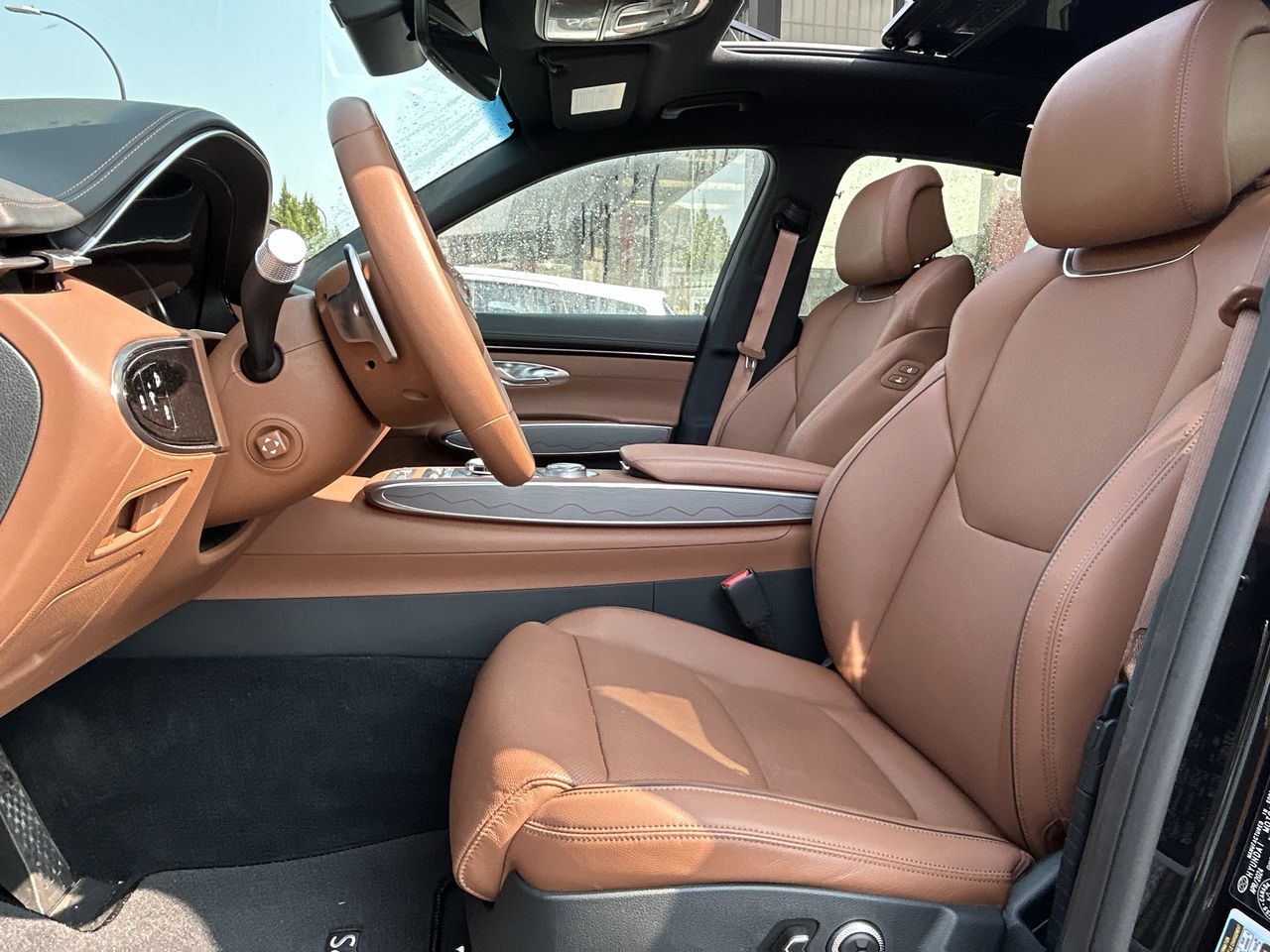 2025 GENESIS GV70