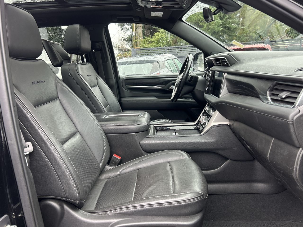 2021 GMC Yukon in North Vancouver, British Columbia