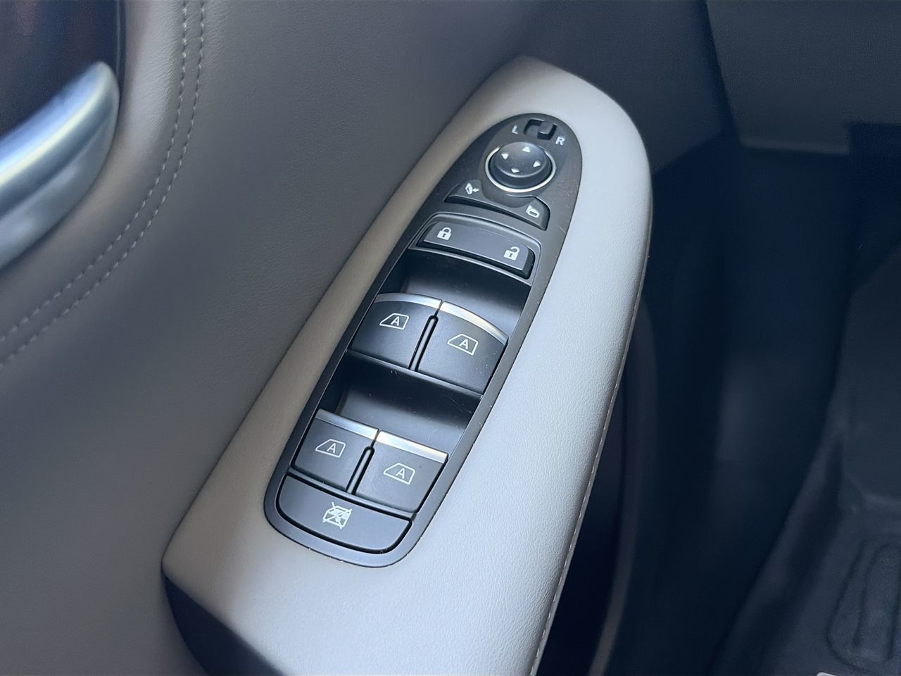 2025  QX50