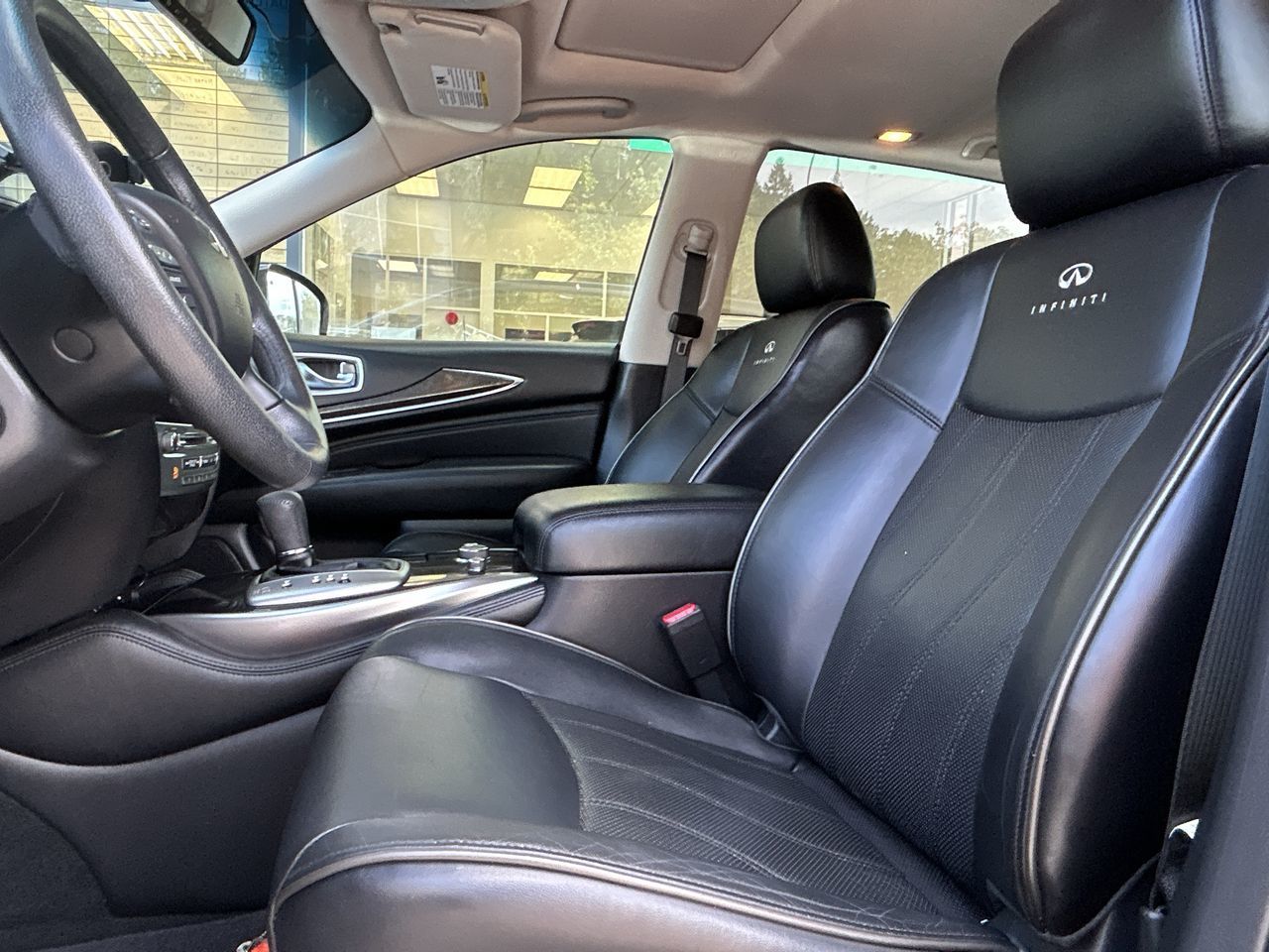 Infiniti QX60  2014 à Vancouver nord, Colombie-Britannique