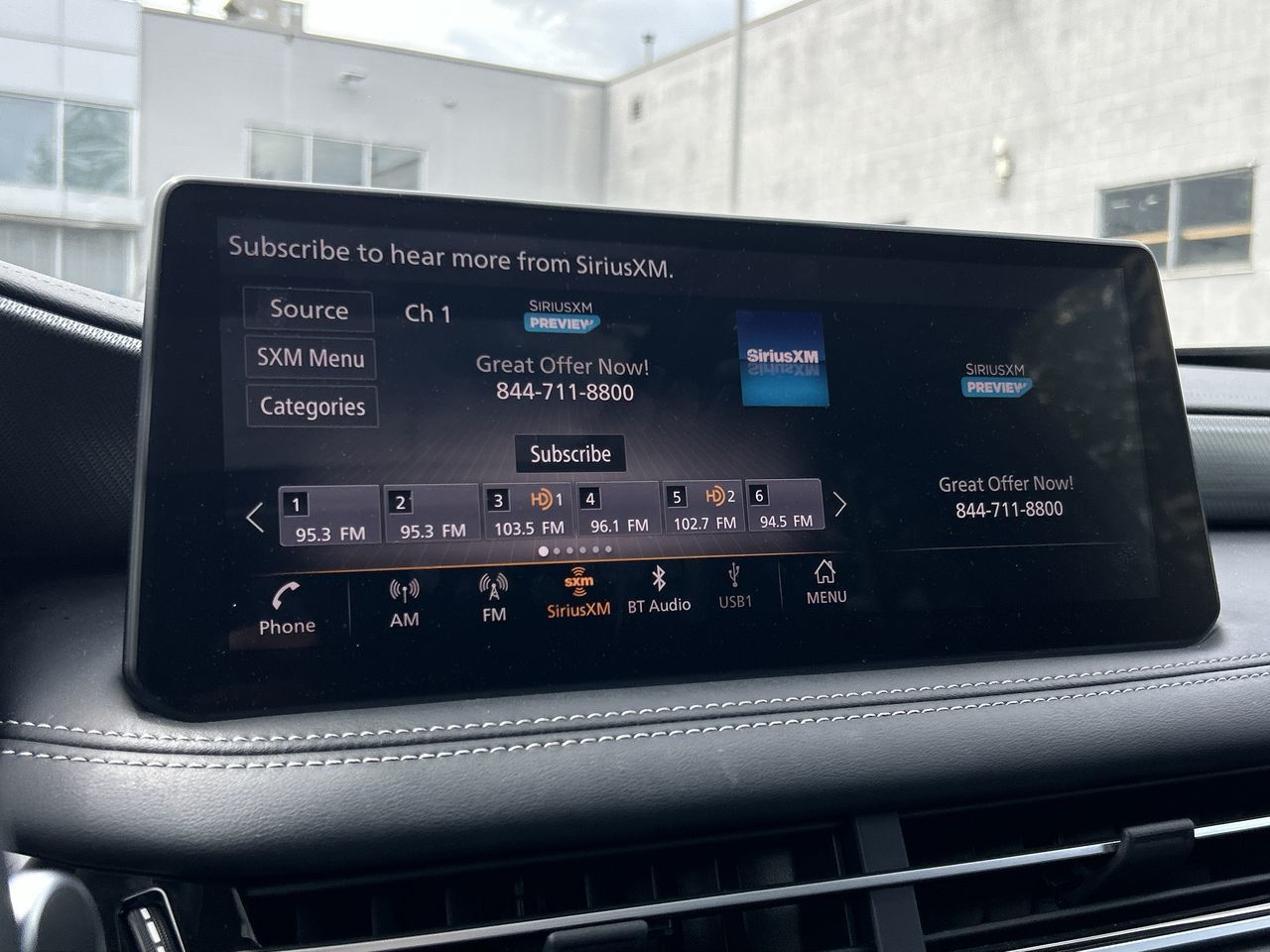 2022 Infiniti QX60 in North Vancouver, British Columbia