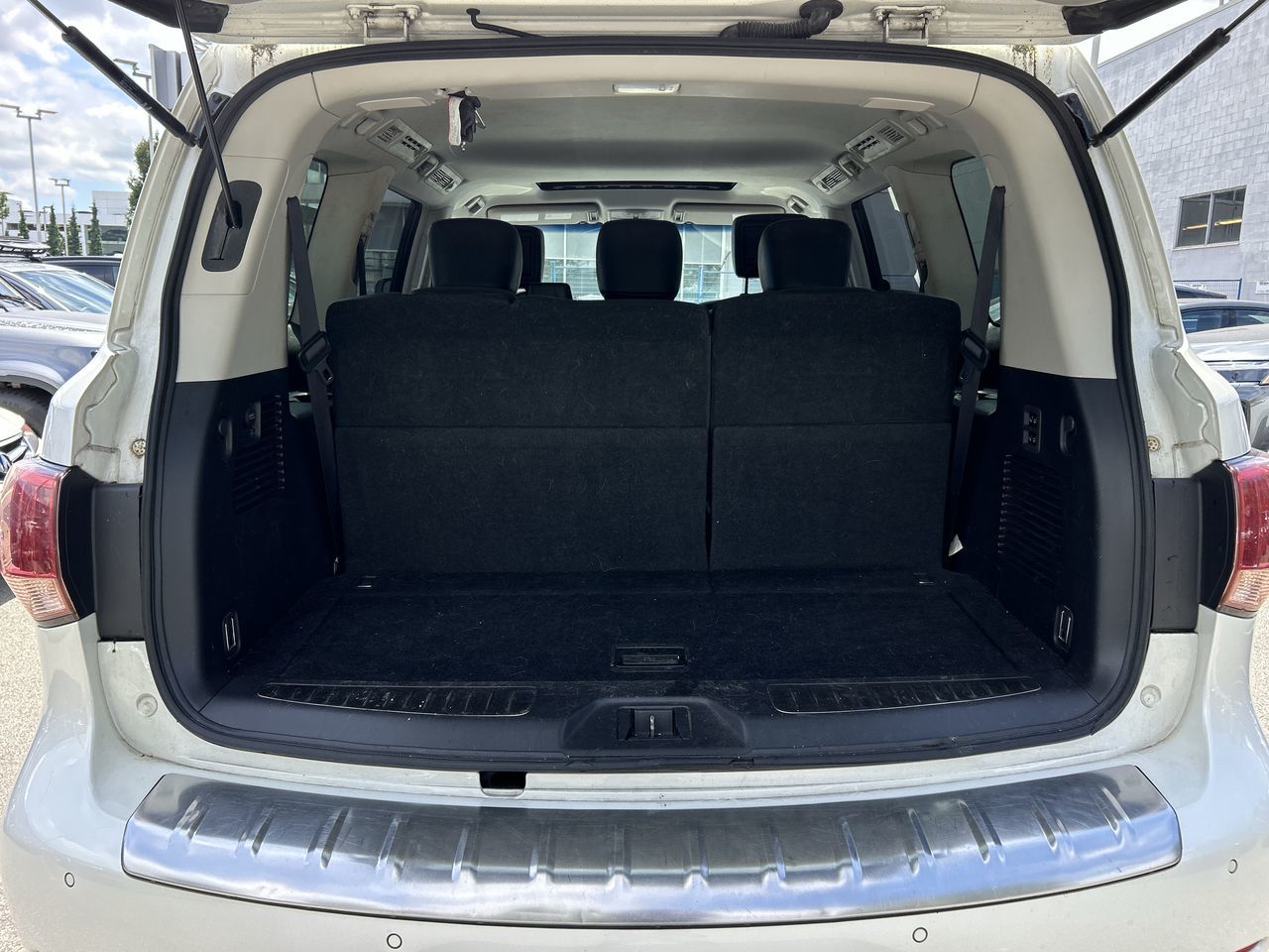 2017 Infiniti QX80 in North Vancouver, British Columbia