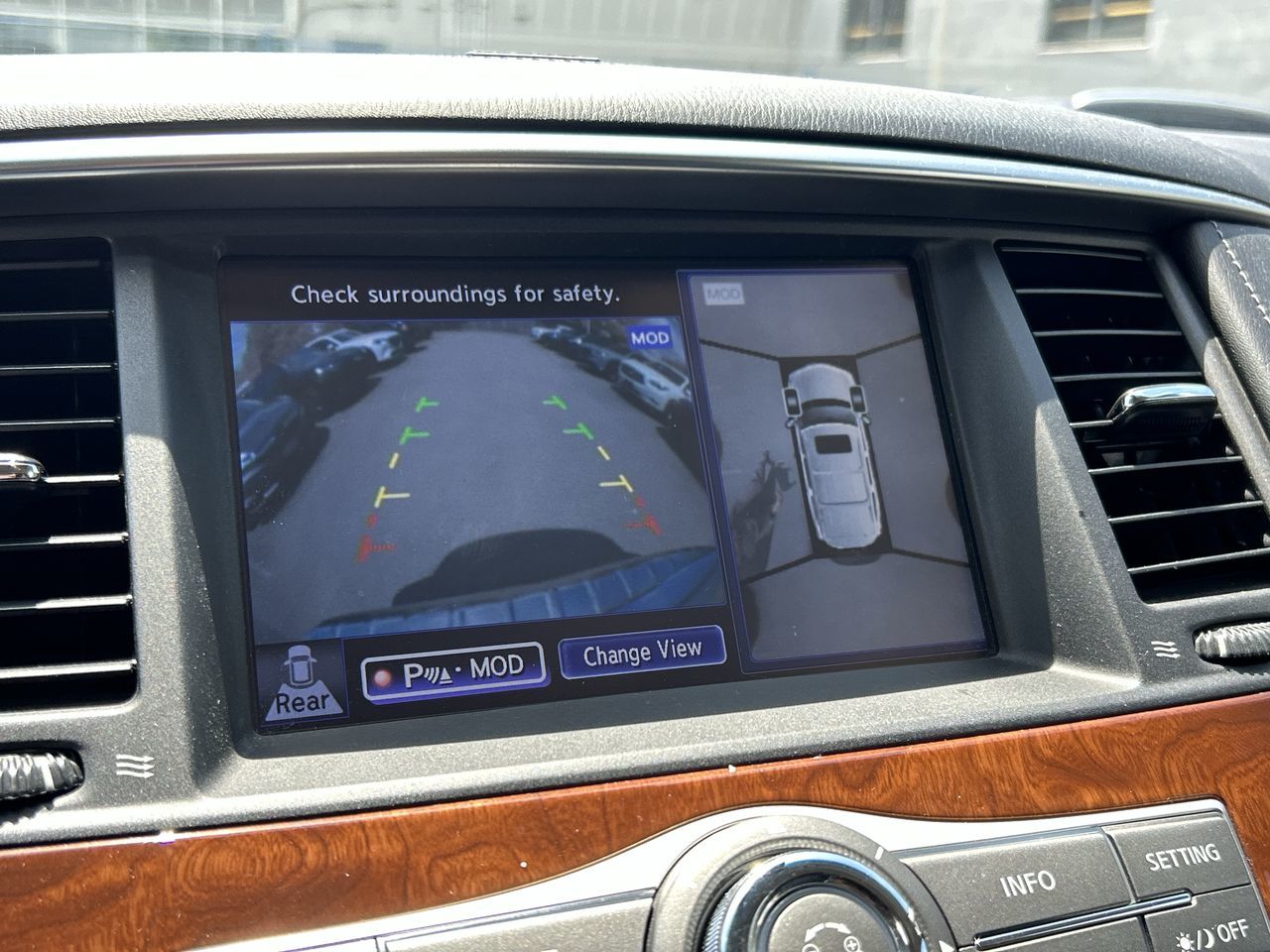 2017 Infiniti QX80 in North Vancouver, British Columbia
