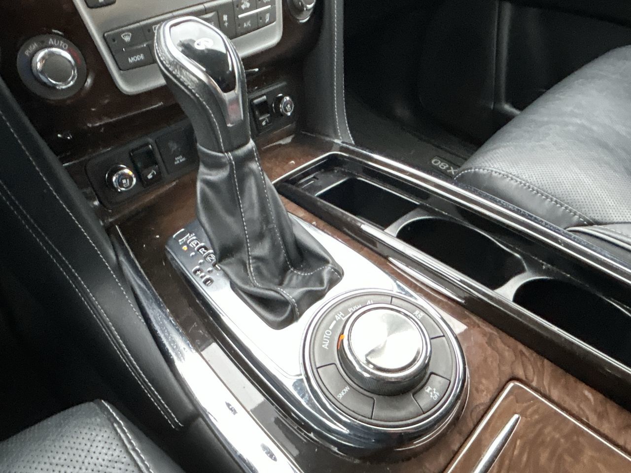 2019 Infiniti QX80 in North Vancouver, British Columbia