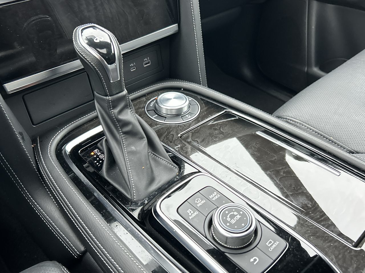 Infiniti QX80  2022 à Vancouver nord, Colombie-Britannique