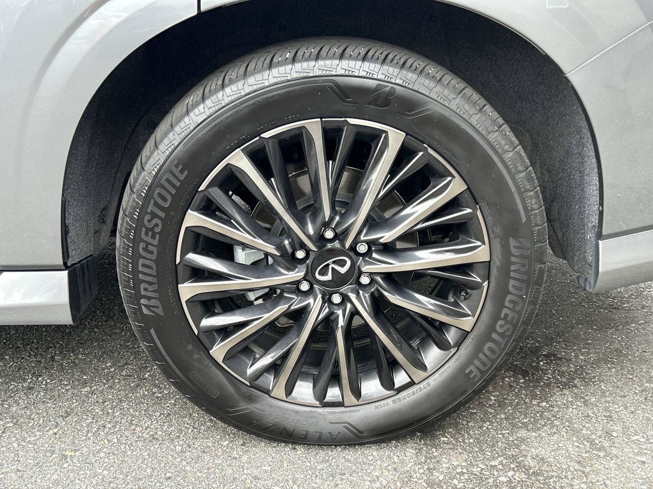 2025 Infiniti QX80 in North Vancouver, British Columbia