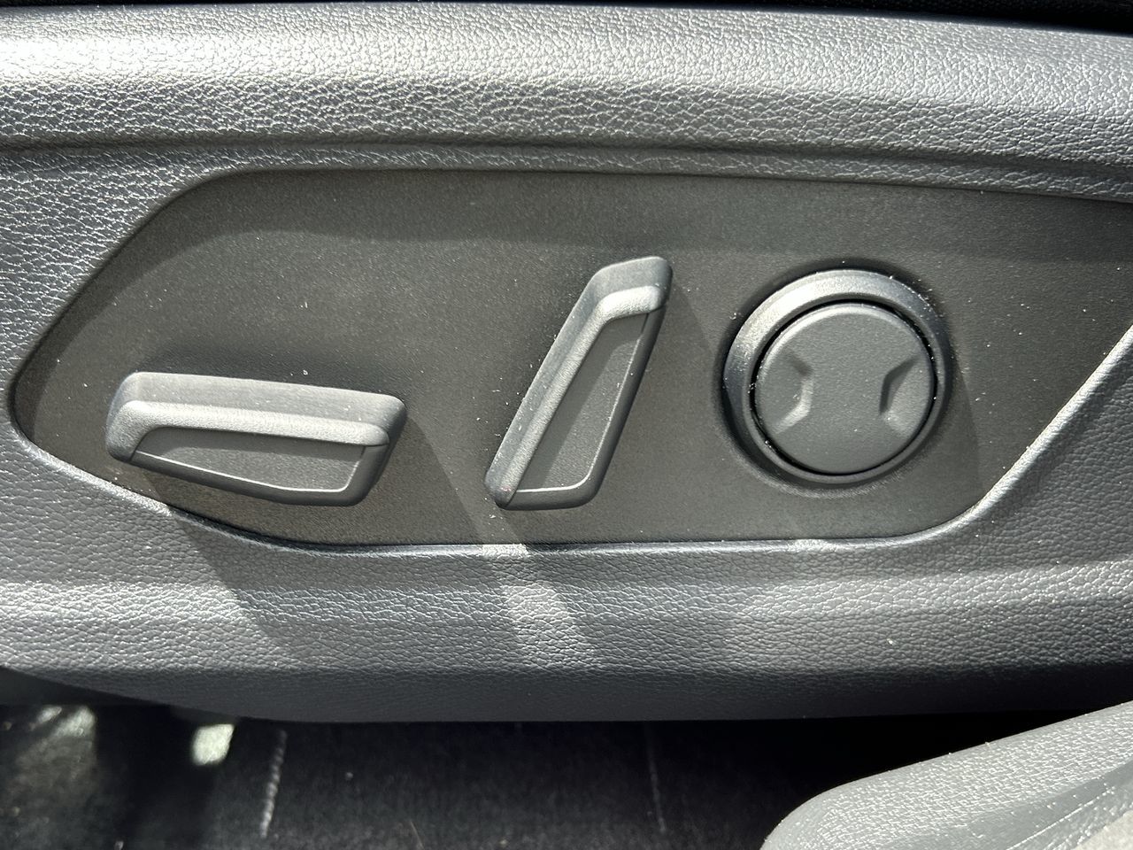 2023 Kia Sportage in North Vancouver, British Columbia