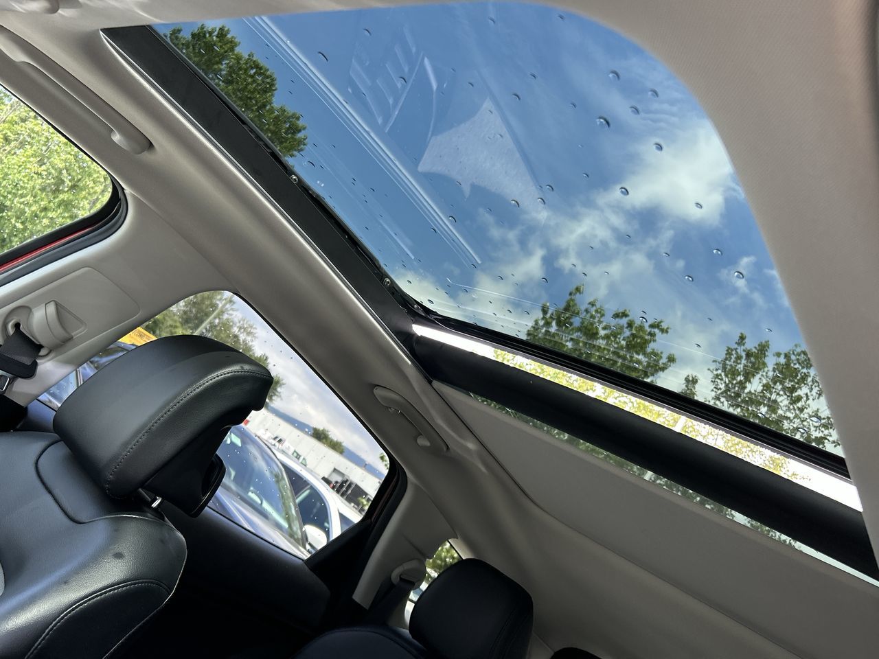 2023 Kia Sportage in North Vancouver, British Columbia