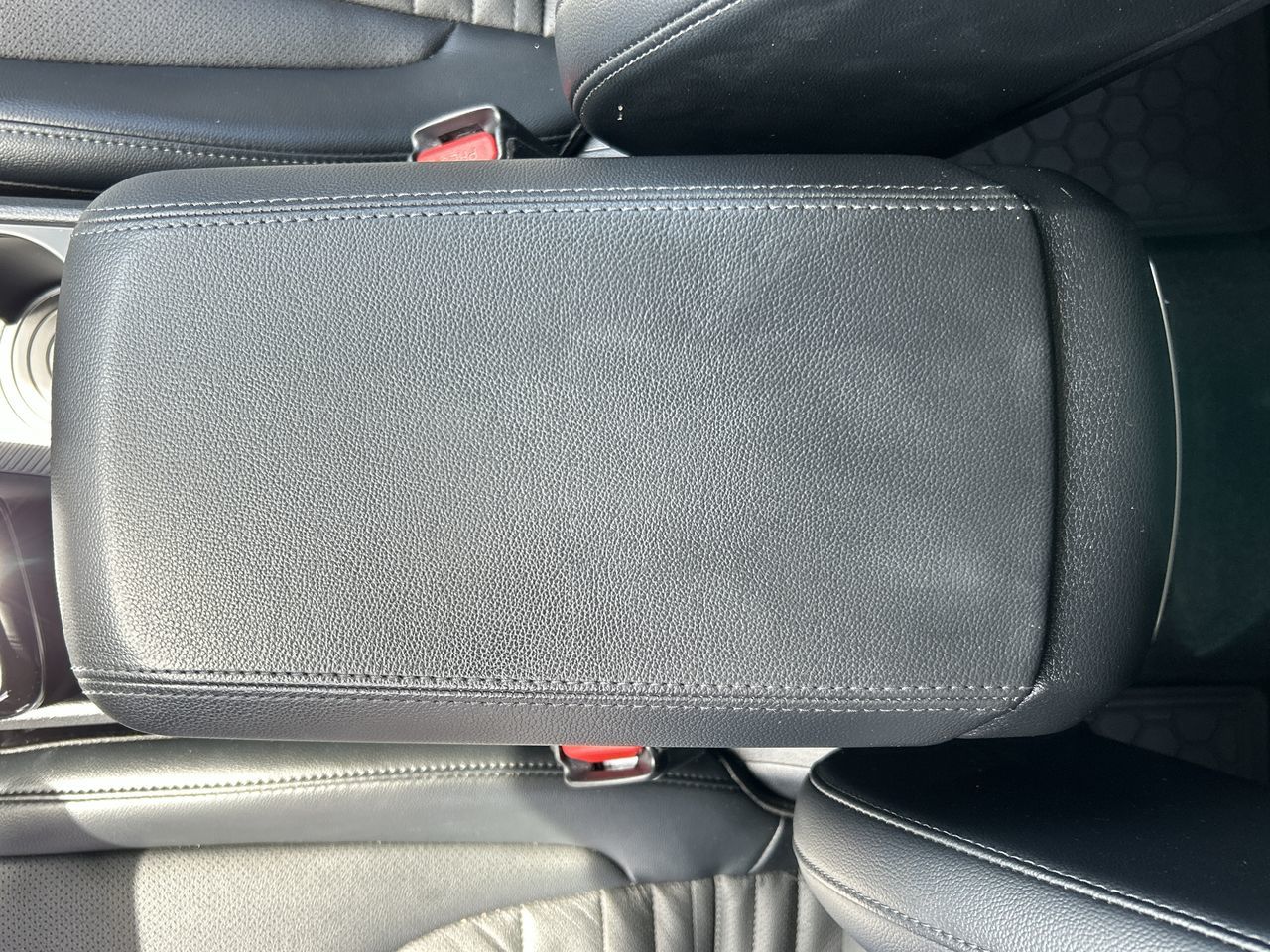 2023 Kia Sportage in North Vancouver, British Columbia