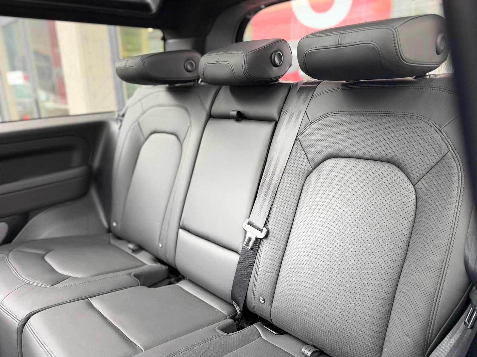 2024 Land Rover Defender