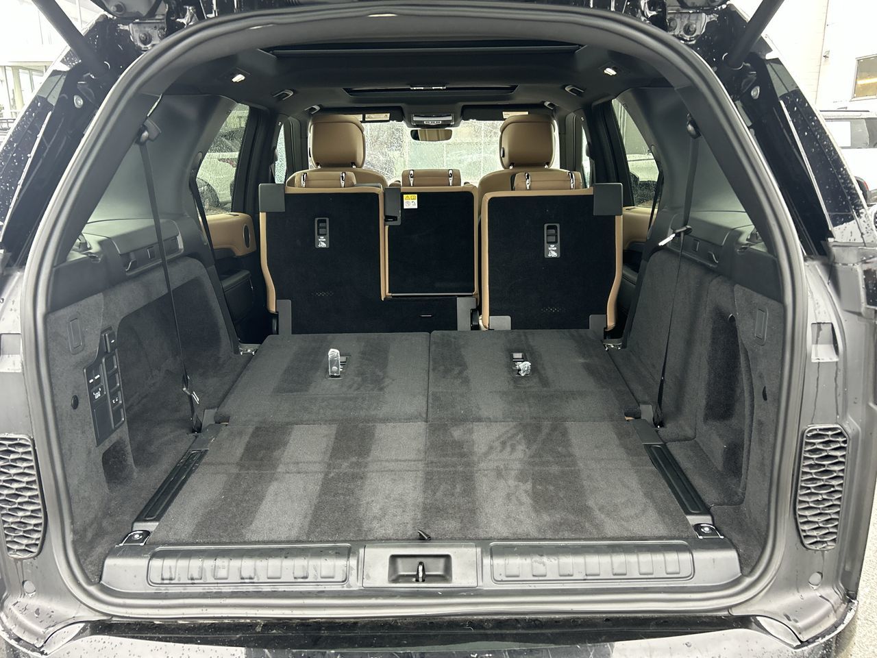 2023 Land Rover Discovery