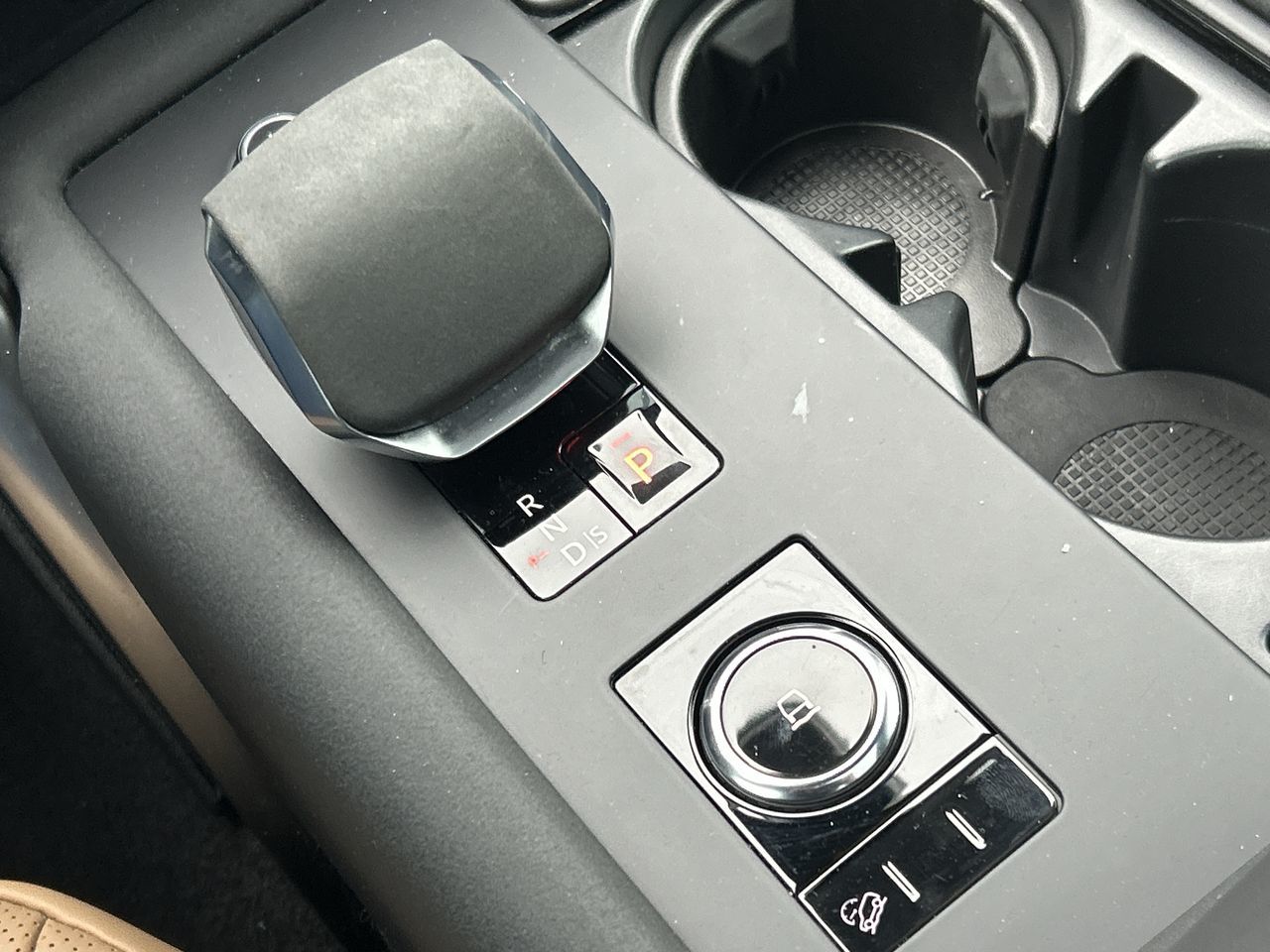 2023 Land Rover Discovery