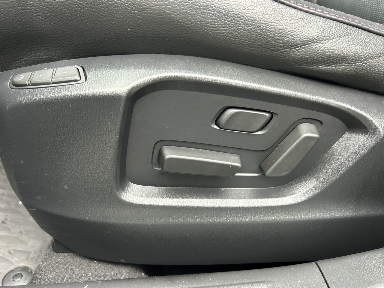 2022 Mazda CX-5 in North Vancouver, British Columbia