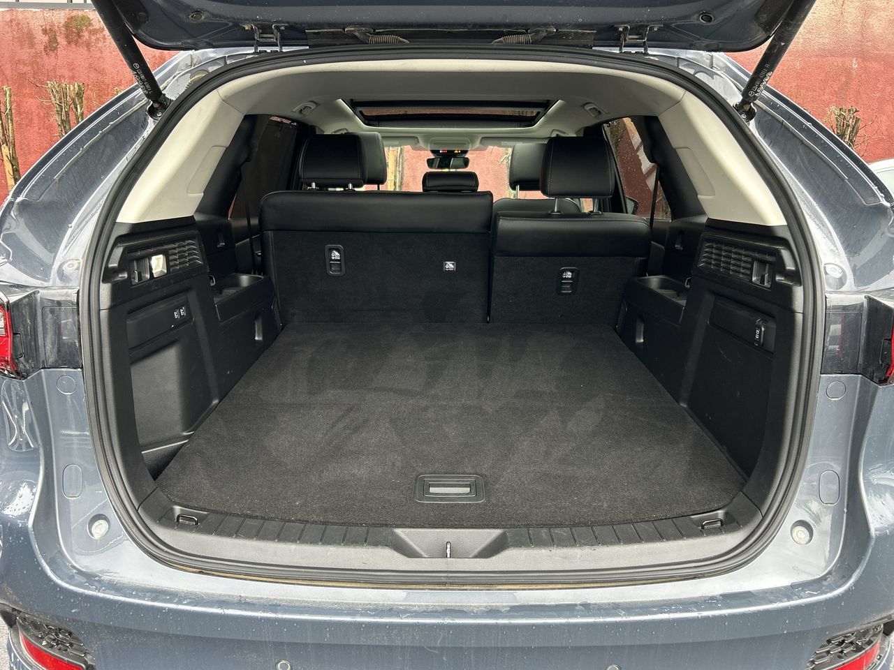 2025 Mazda CX-70 MHEV