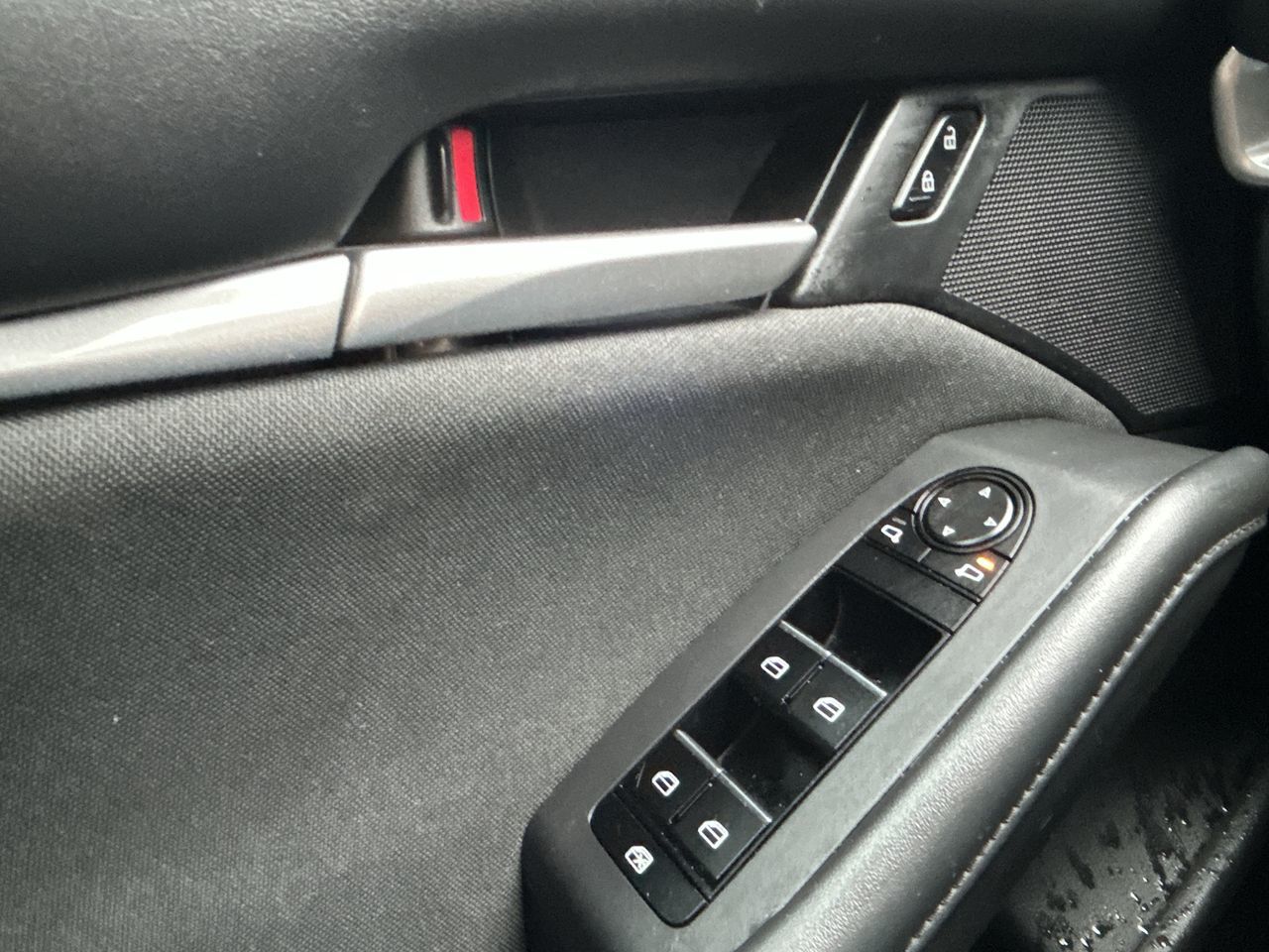 Mazda 3  2023 à Vancouver nord, Colombie-Britannique