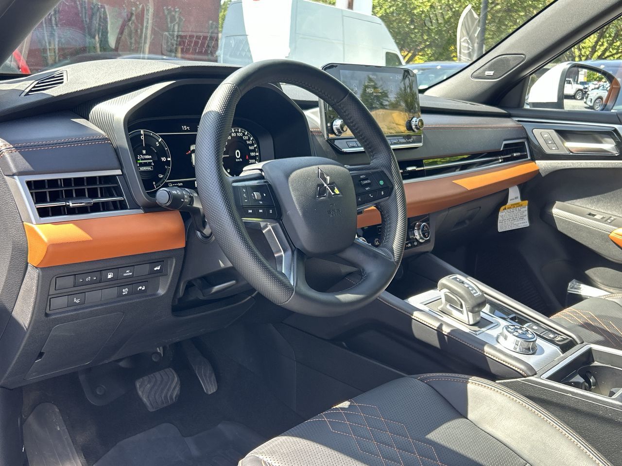 2024 Mitsubishi Outlander Plug-In Hybrid