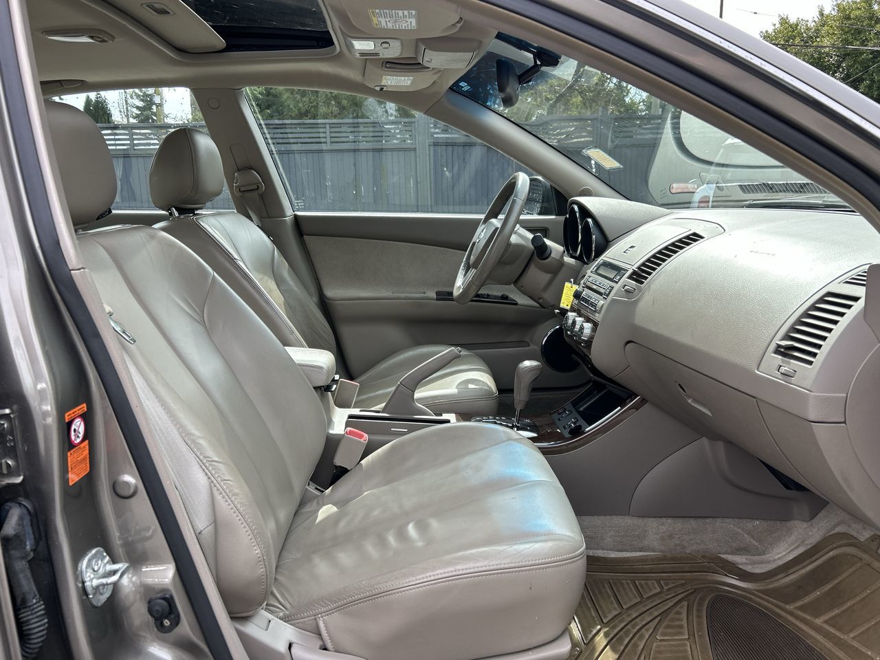 2005  Altima