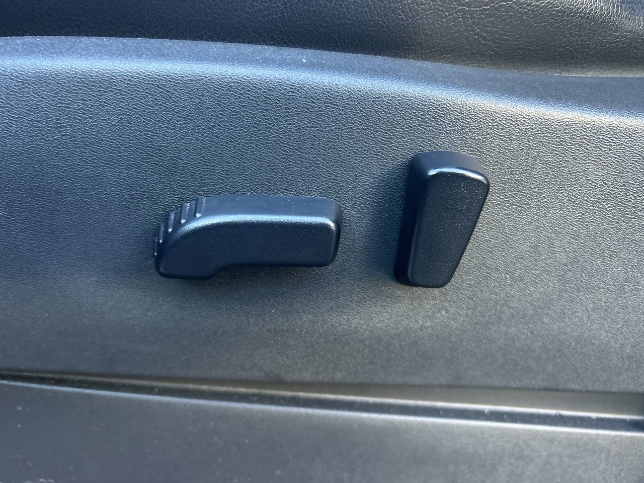 2023 Nissan Frontier in North Vancouver, British Columbia