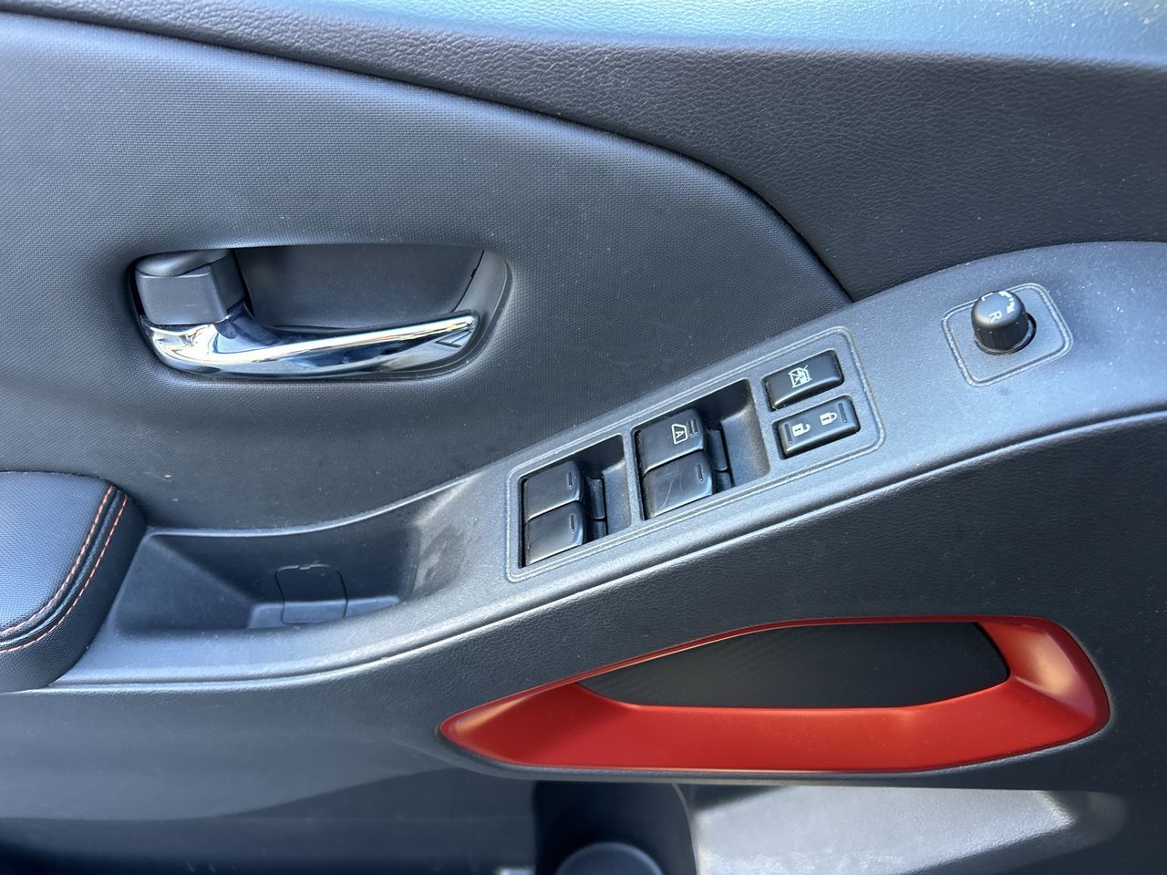 2023 Nissan Frontier in North Vancouver, British Columbia